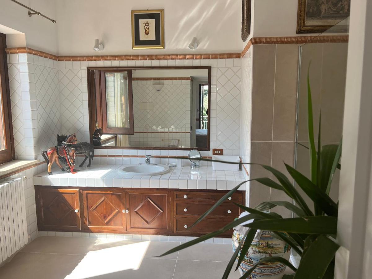 Domus Orestea Luxury Suites Palermo Eksteriør billede