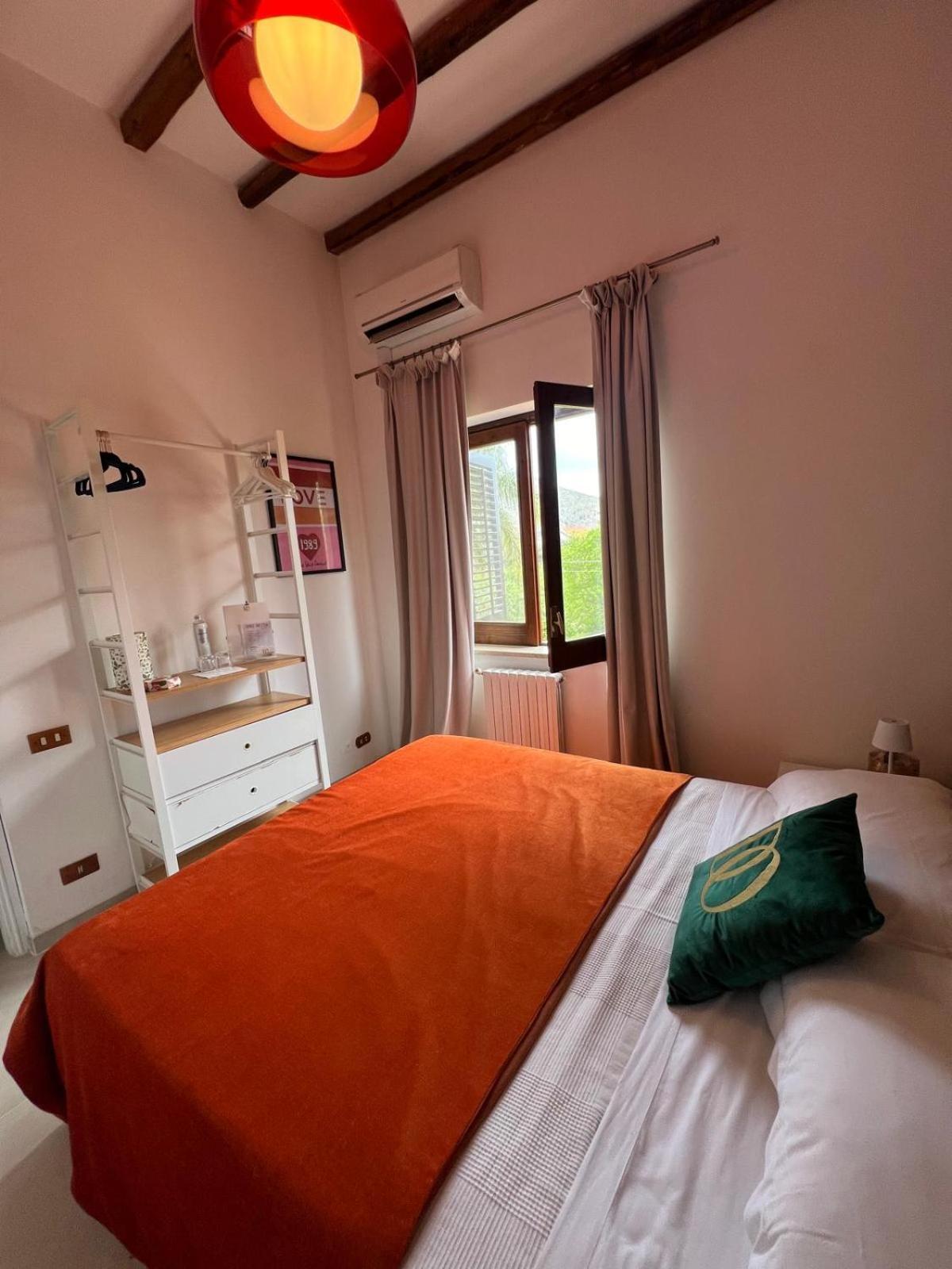 Domus Orestea Luxury Suites Palermo Eksteriør billede