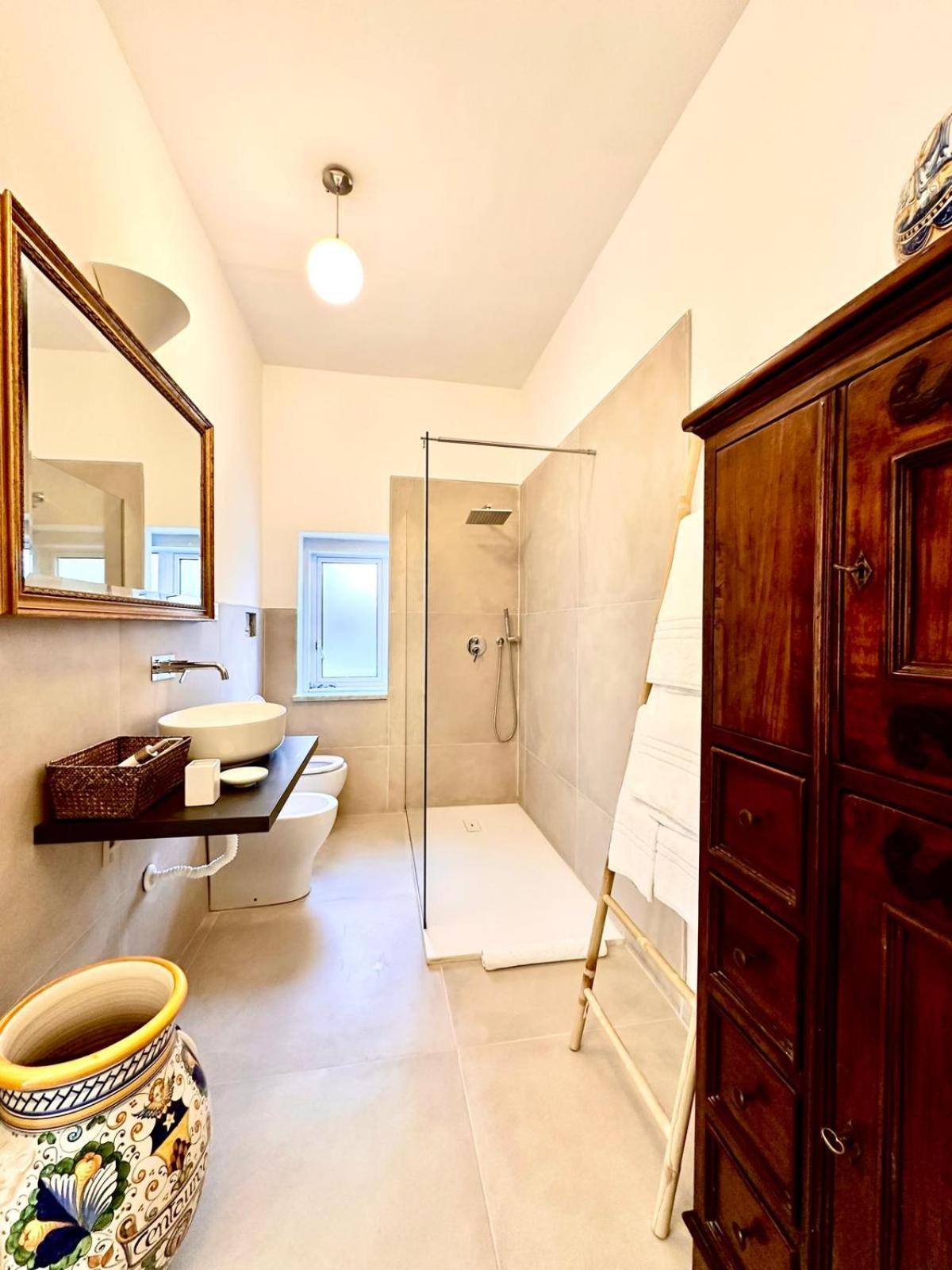 Domus Orestea Luxury Suites Palermo Eksteriør billede